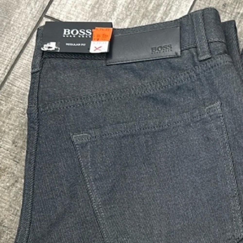 100% Hugo Boss Men’s Jeans / Pants 32/32 - NWT